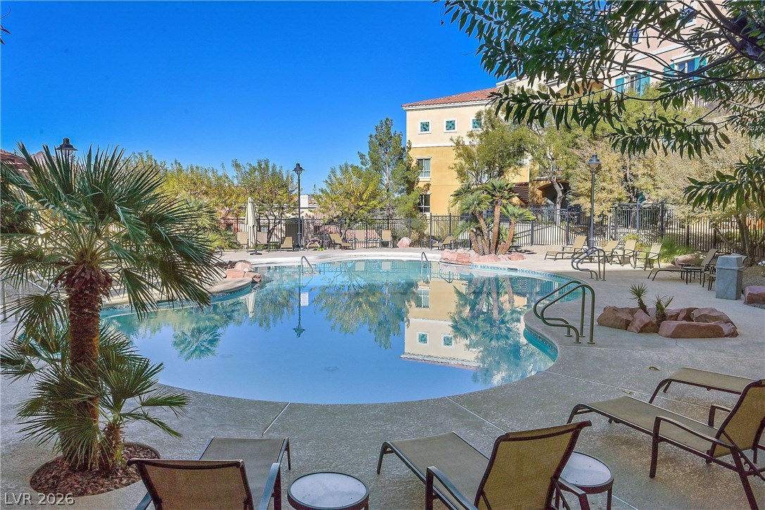 30 Strada Di Villaggio 306 Henderson NV 89011