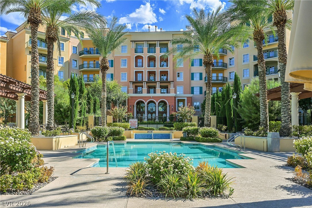 30 Strada Di Villaggio 306 Henderson NV 89011