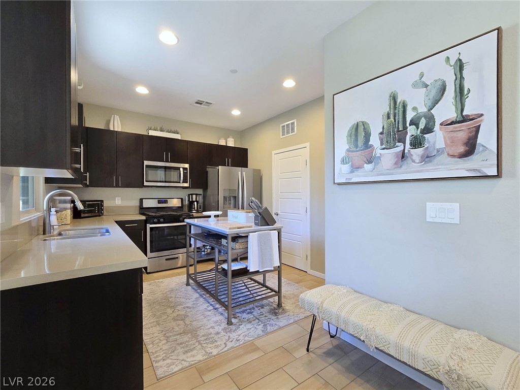 11256 Rainbow Peak Avenue 202 Las Vegas NV 89135