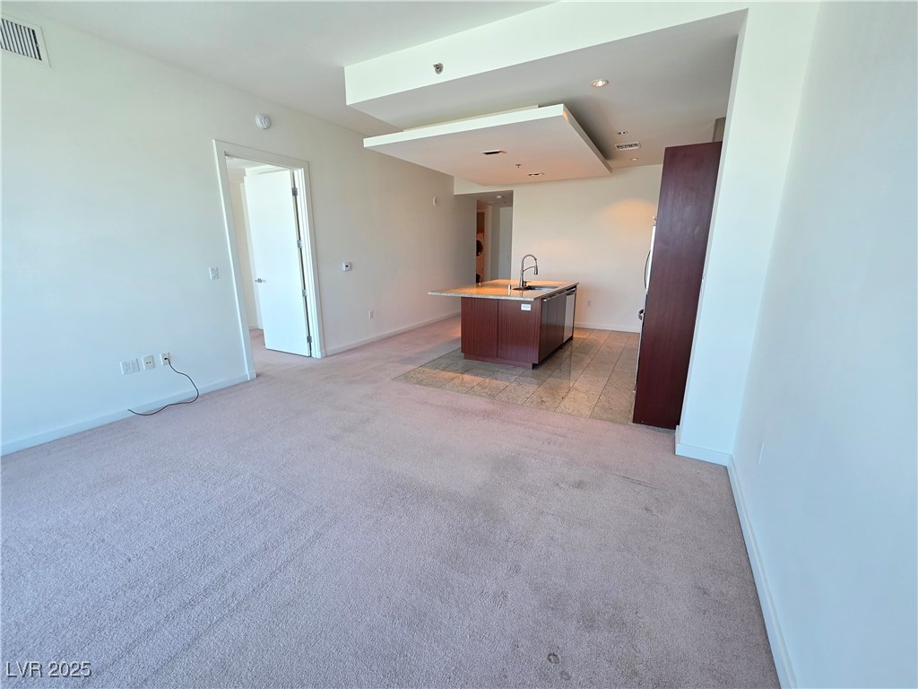 4471 Dean Martin Drive 1104 Las Vegas NV 89103