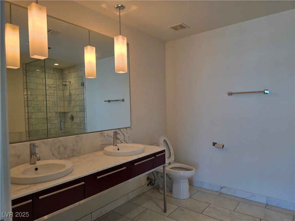 4471 Dean Martin Drive 1104 Las Vegas NV 89103