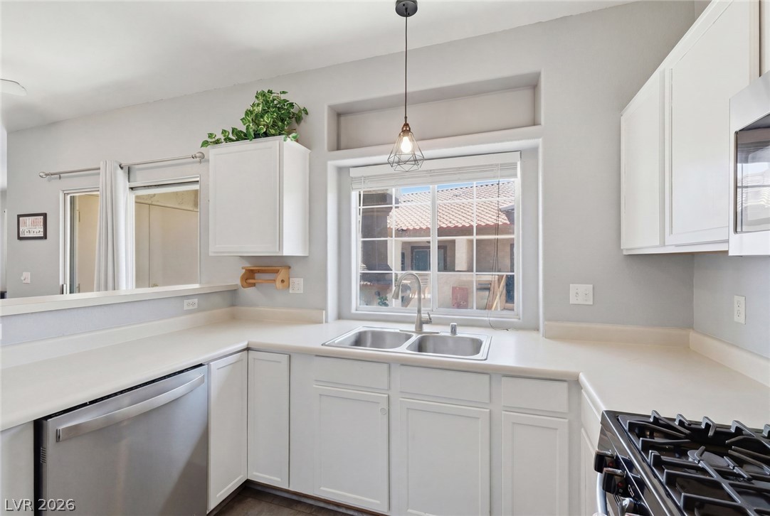 6913 Squaw Mountain Drive 201 Las Vegas NV 89130