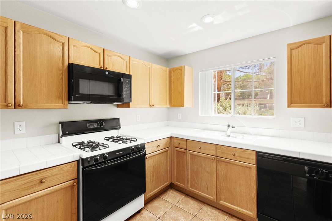10524 Autumn Pine Avenue 105 Las Vegas NV 89144