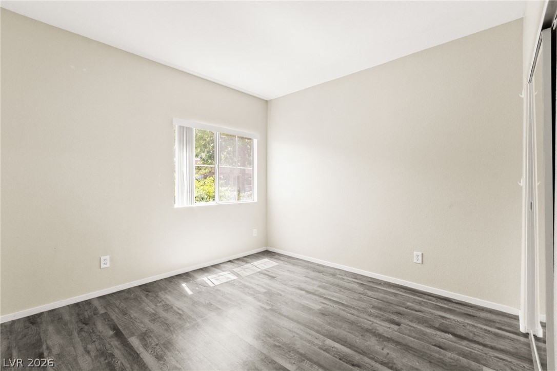 10524 Autumn Pine Avenue 105 Las Vegas NV 89144