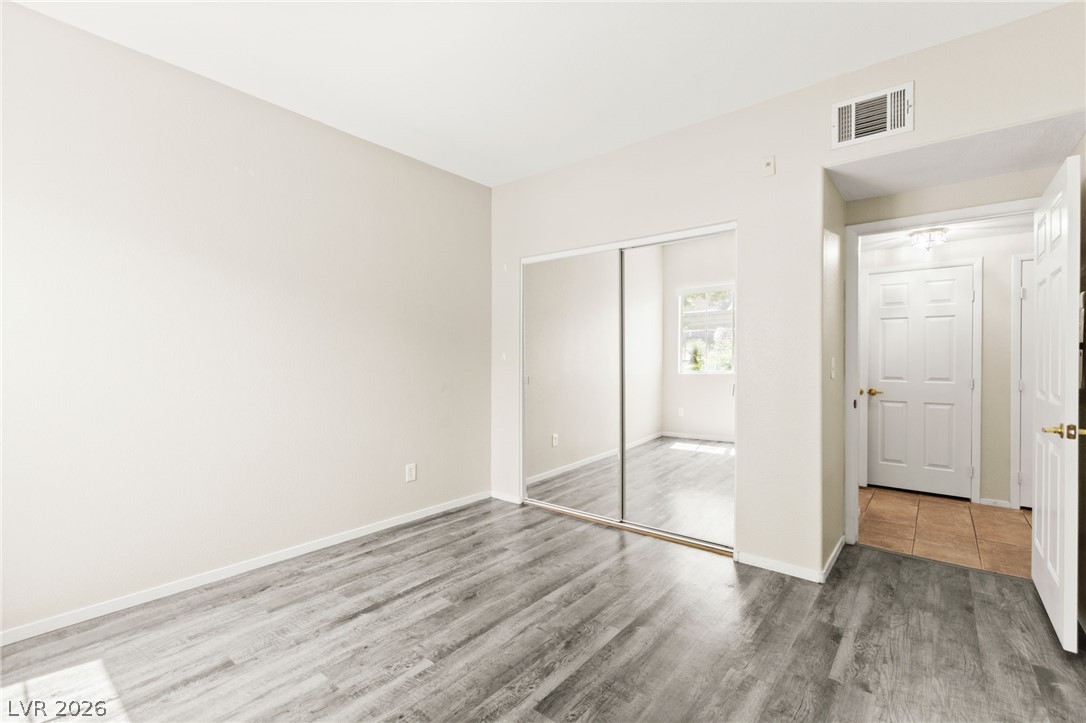 10524 Autumn Pine Avenue 105 Las Vegas NV 89144