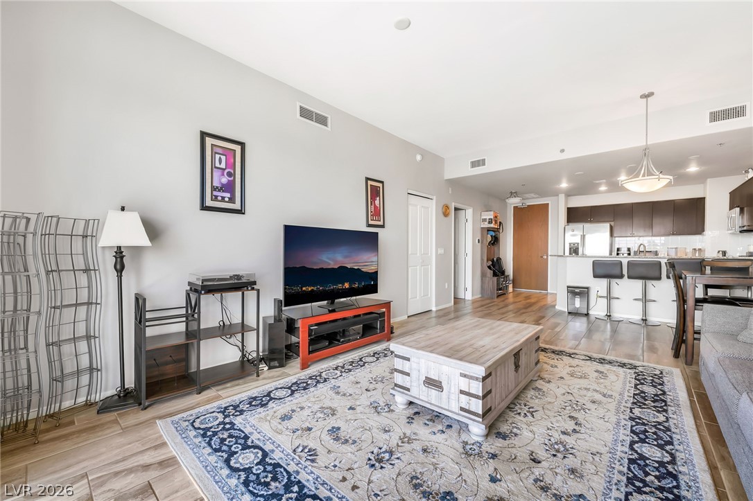 8255 South Las Vegas Boulevard 1117 Las Vegas NV 89123