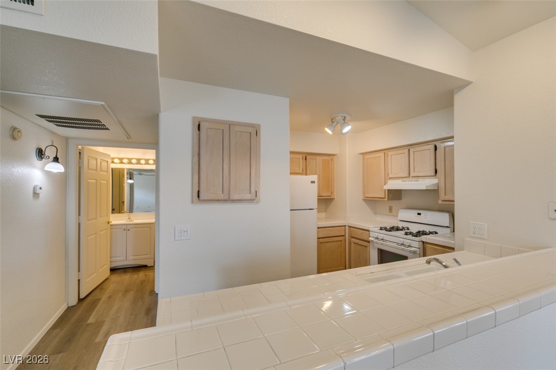 2251 Wigwam Parkway 422 Henderson NV 89074