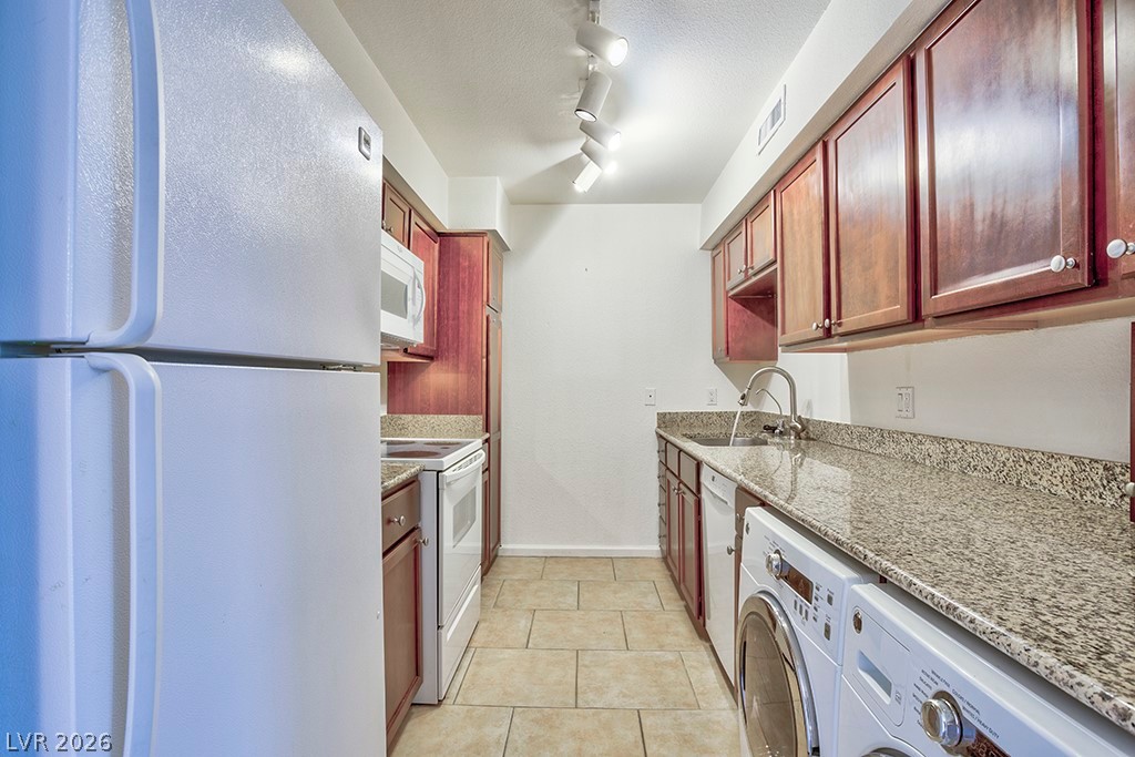 650 Oakmont Avenue 2111 Las Vegas NV 89109