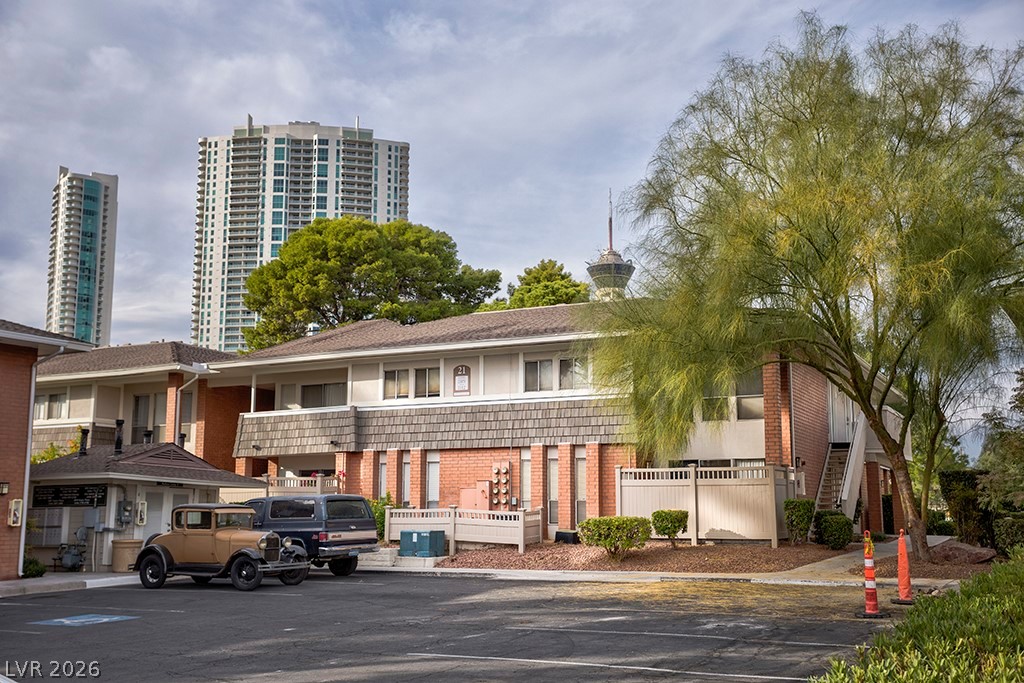 650 Oakmont Avenue 2111 Las Vegas NV 89109