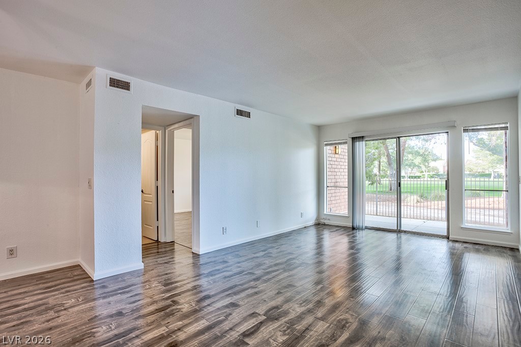 650 Oakmont Avenue 2111 Las Vegas NV 89109