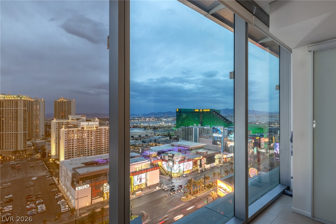 3722 Las Vegas Boulevard 1903 Las Vegas NV 89158