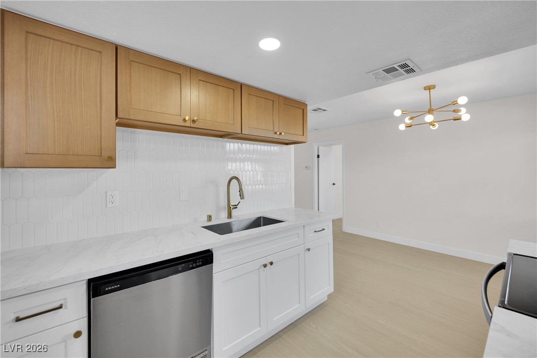 5841 Medallion Drive 102 Las Vegas NV 89122
