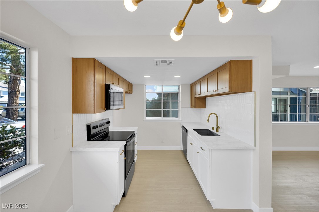 5841 Medallion Drive 102 Las Vegas NV 89122