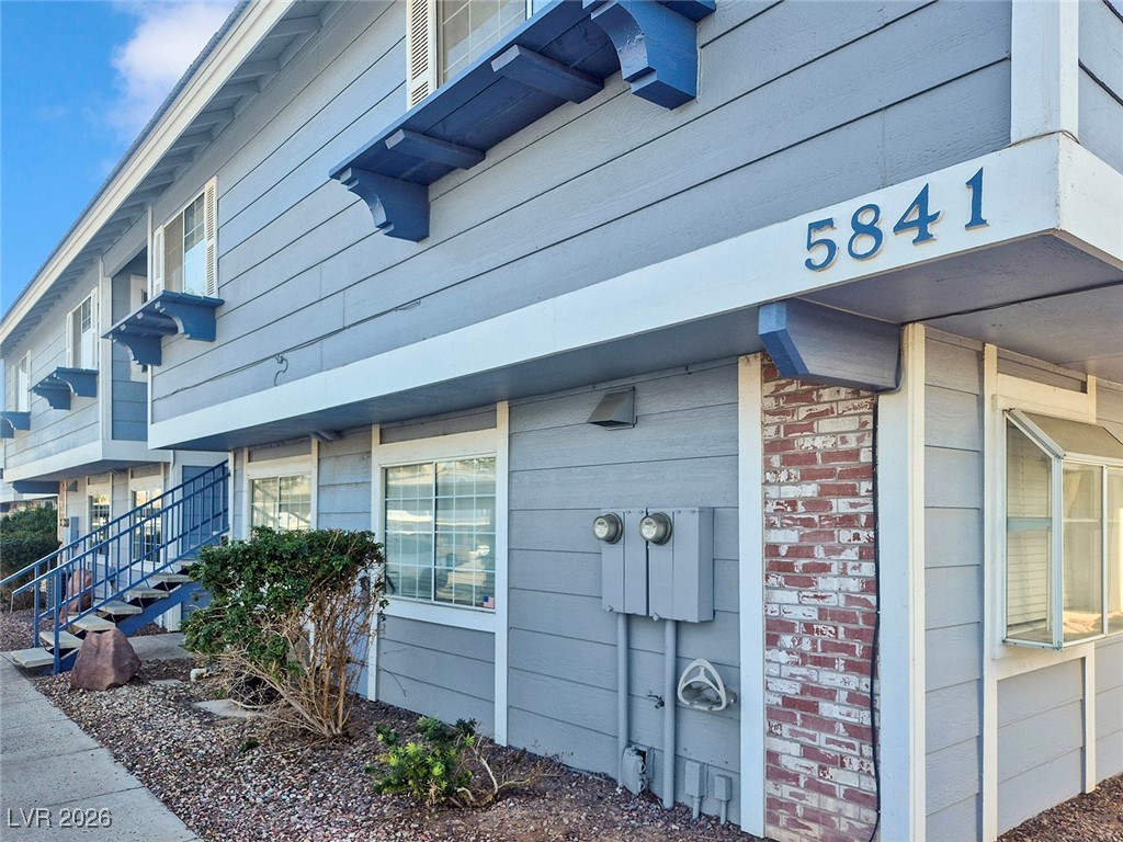 5841 Medallion Drive 102 Las Vegas NV 89122