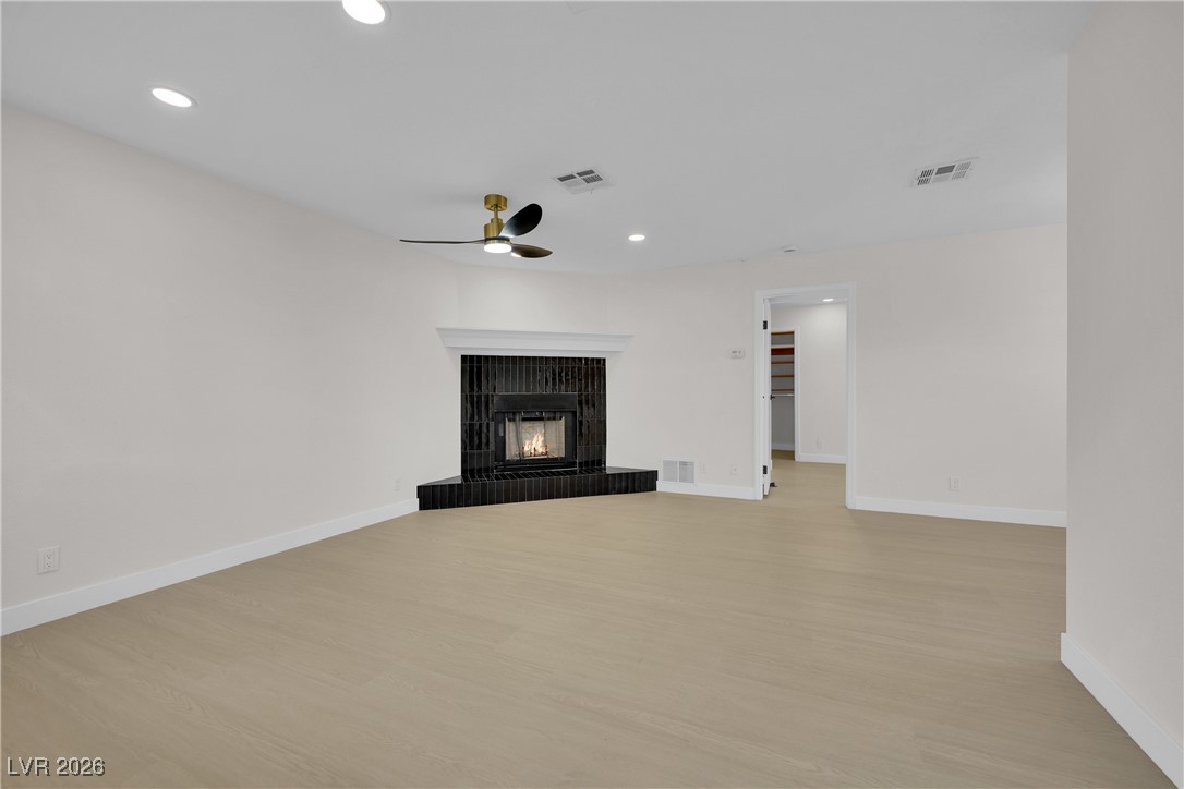 5841 Medallion Drive 102 Las Vegas NV 89122