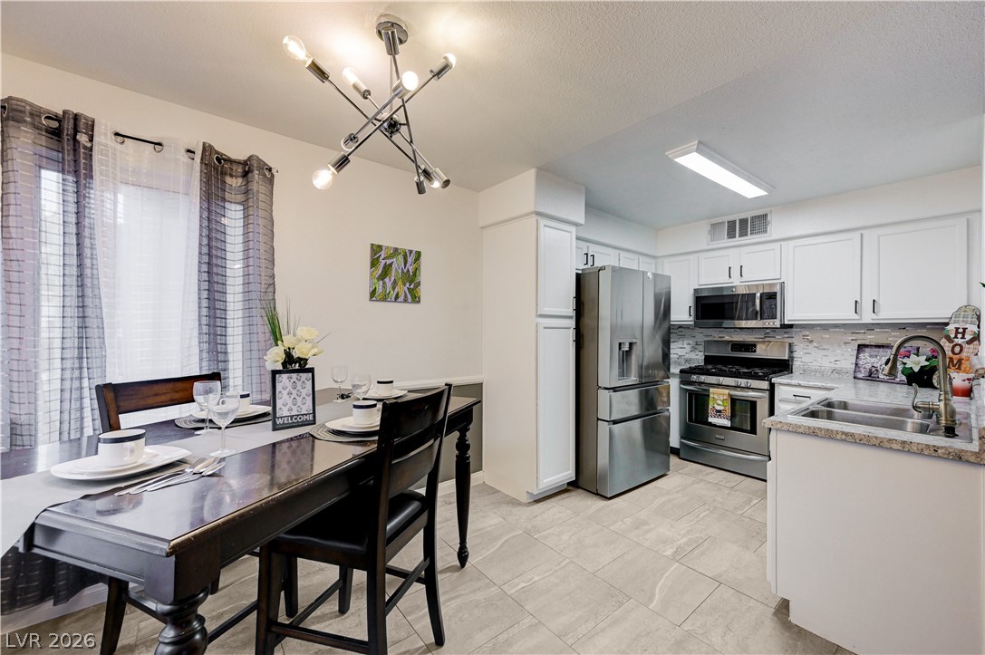 3067 Key Largo Drive 104 Las Vegas NV 89120