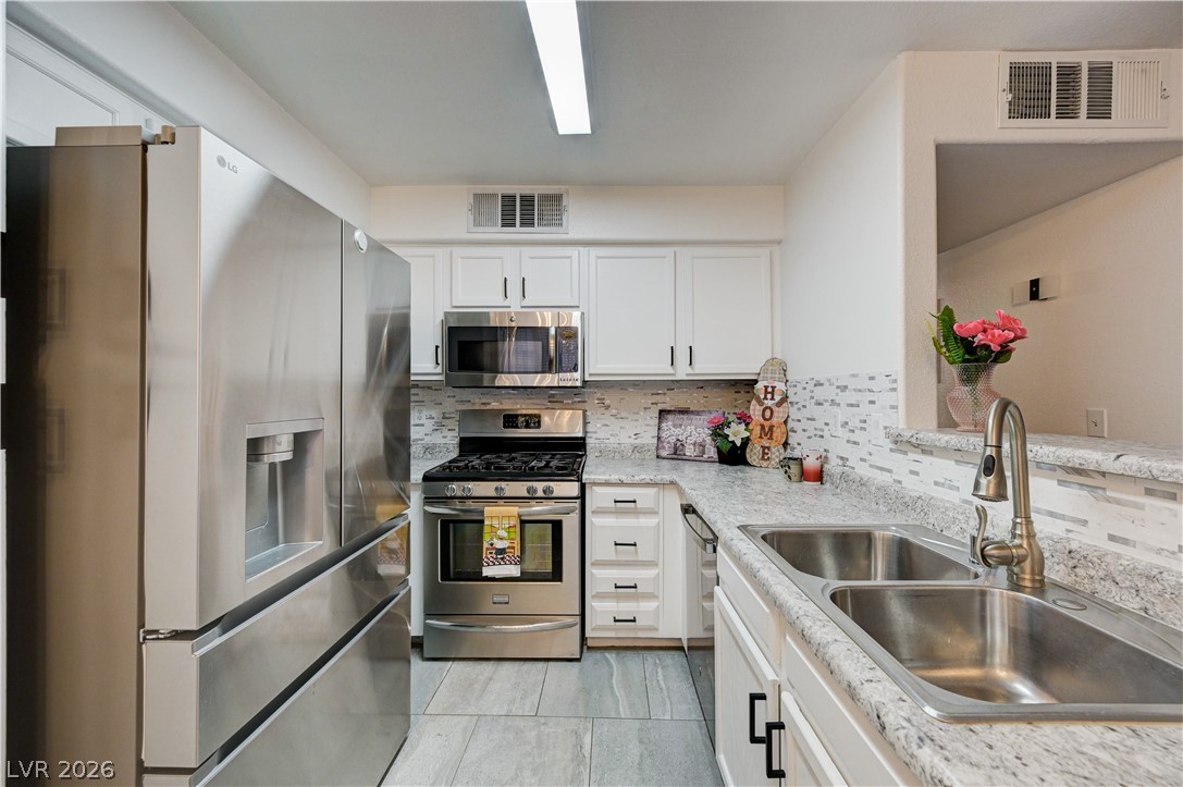 3067 Key Largo Drive 104 Las Vegas NV 89120