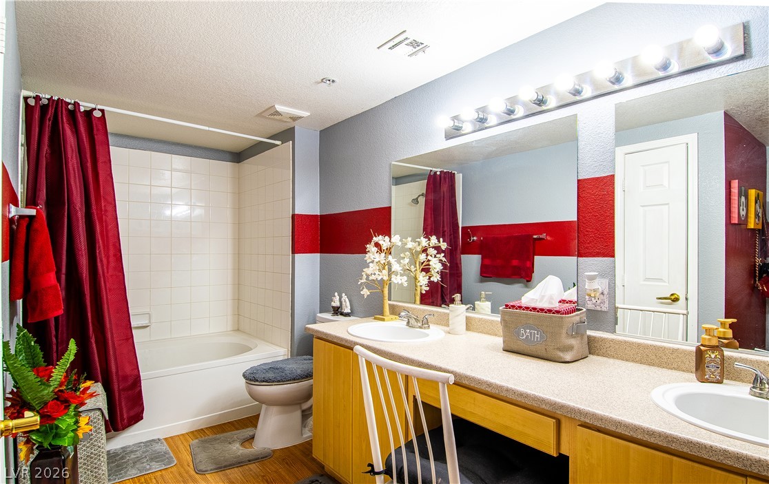 6955 North Durango Drive 2005 Las Vegas NV 89149