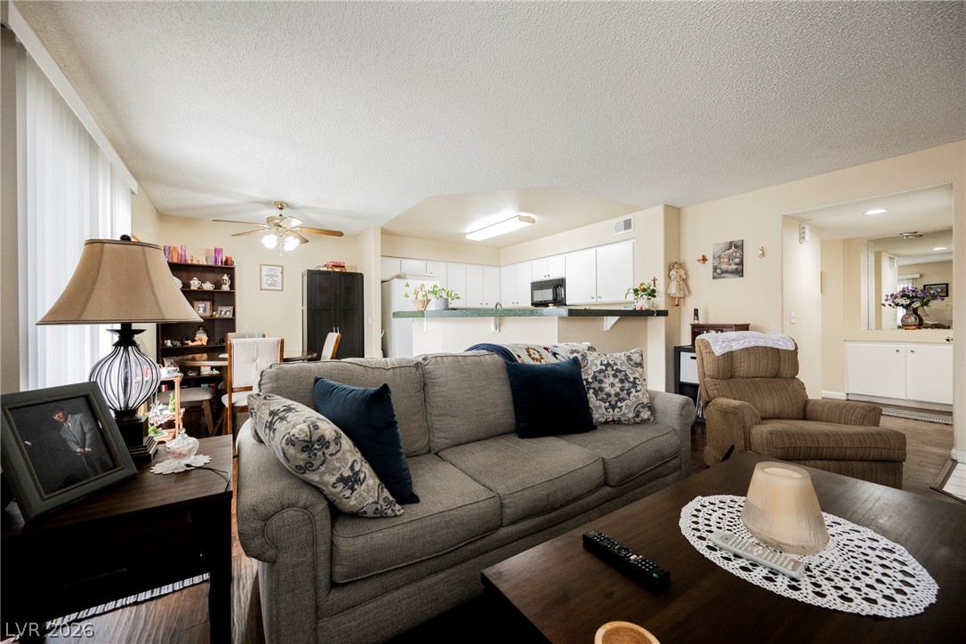 7909 Fossil Creek Lane 102 Las Vegas NV 89145