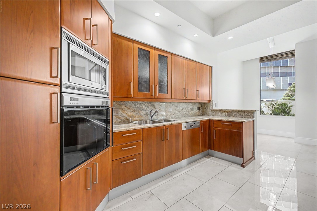2877 Paradise Road 104 Las Vegas NV 89109
