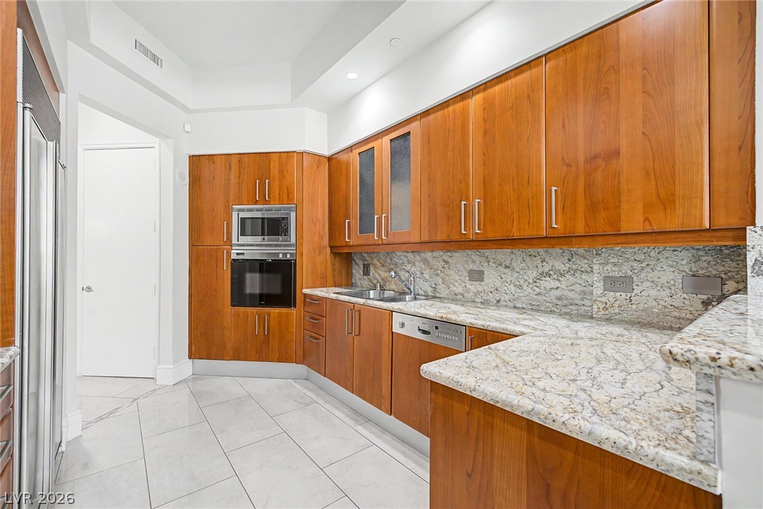 2877 Paradise Road 104 Las Vegas NV 89109