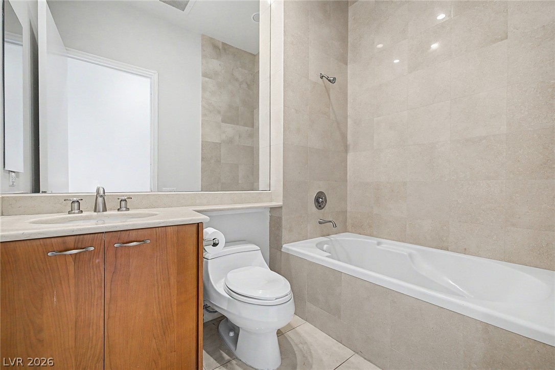 2877 Paradise Road 104 Las Vegas NV 89109