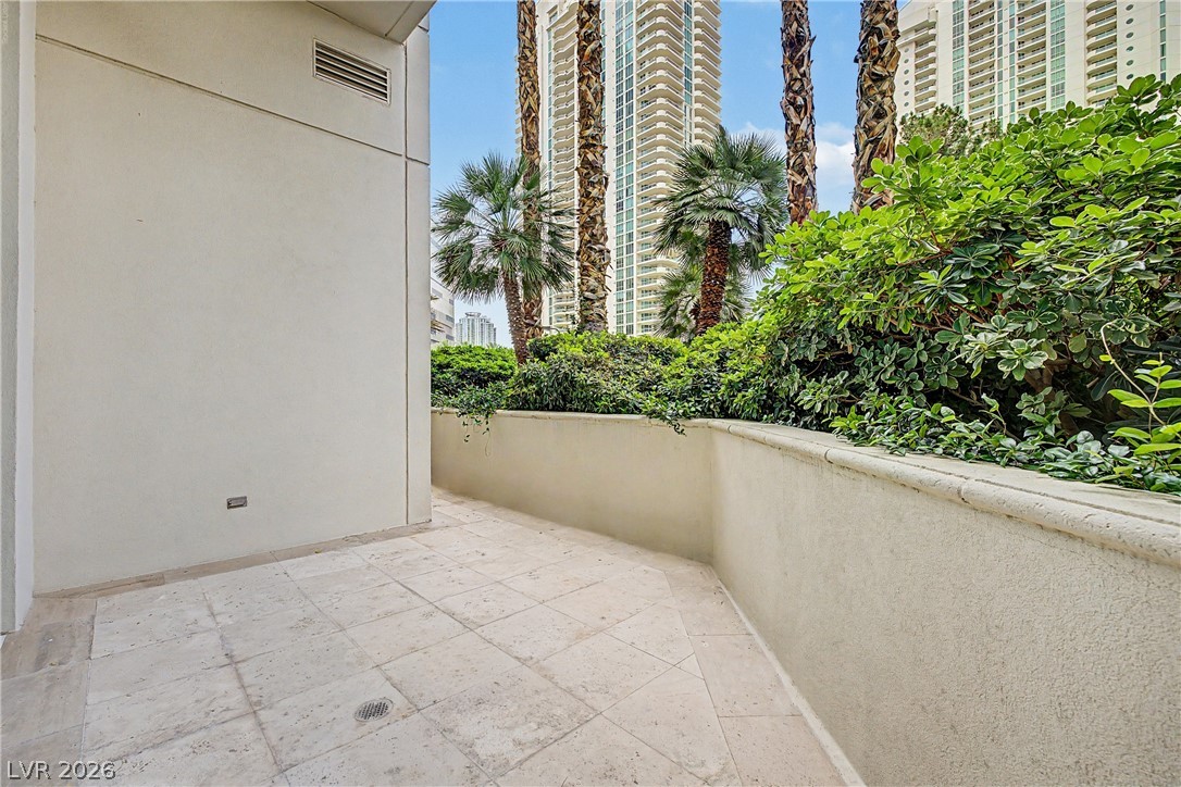 2877 Paradise Road 104 Las Vegas NV 89109