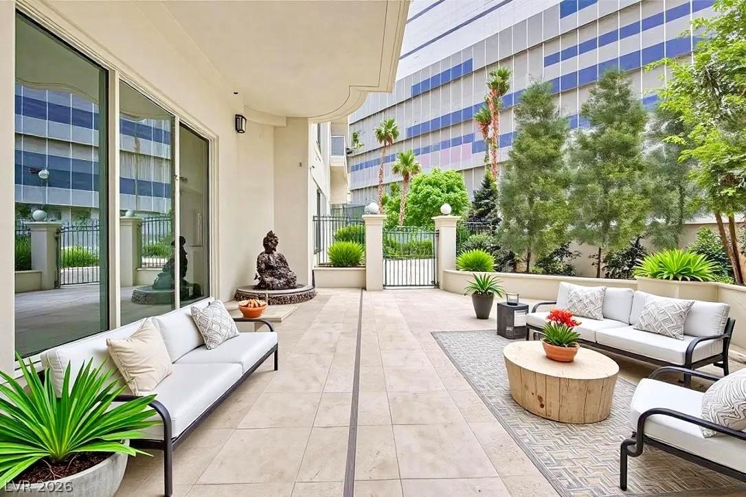 2877 Paradise Road 104 Las Vegas NV 89109