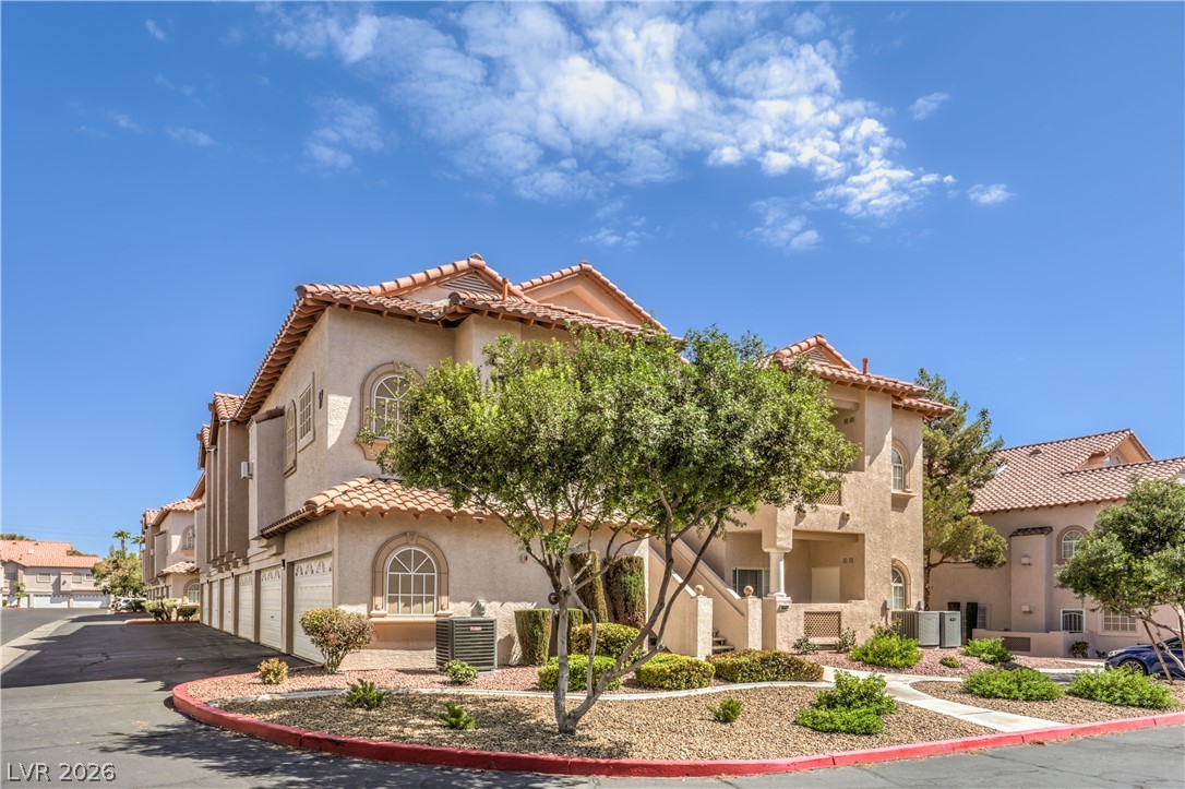 2925 Wigwam Parkway 1724 Henderson NV 89074