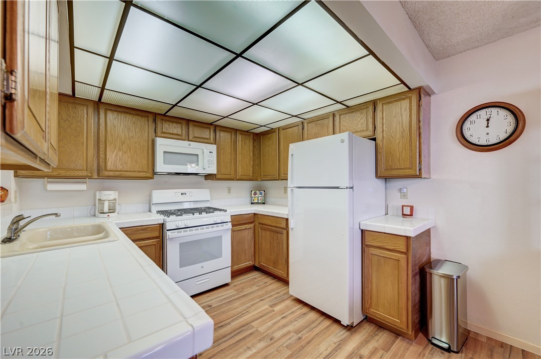 1751 East Reno Avenue 105 Las Vegas NV 89119