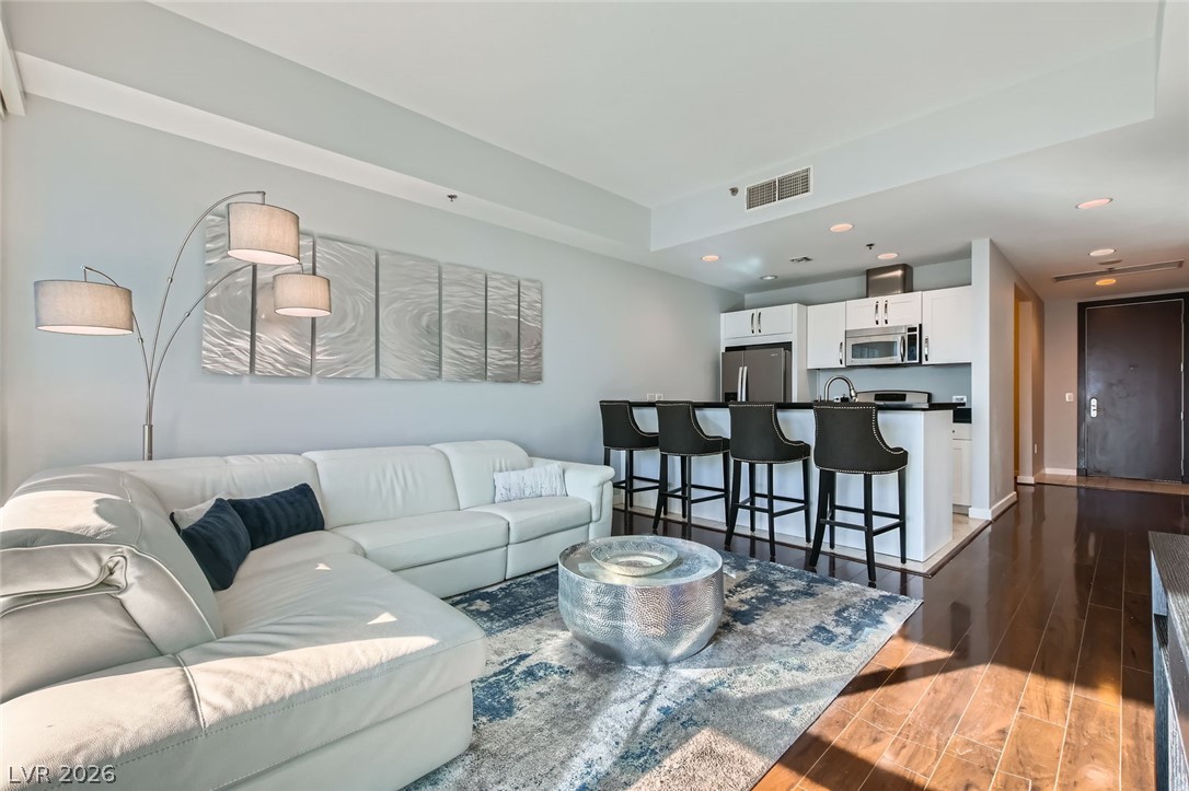 4525 Dean Martin Drive 2001 Las Vegas NV 89103