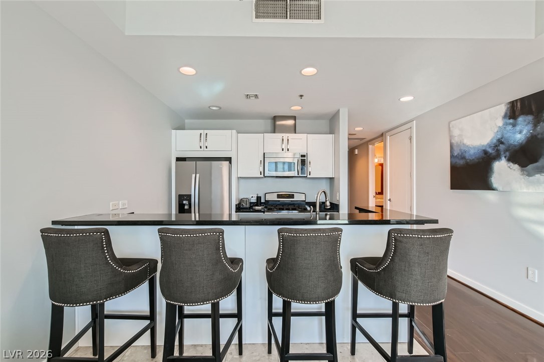 4525 Dean Martin Drive 2001 Las Vegas NV 89103