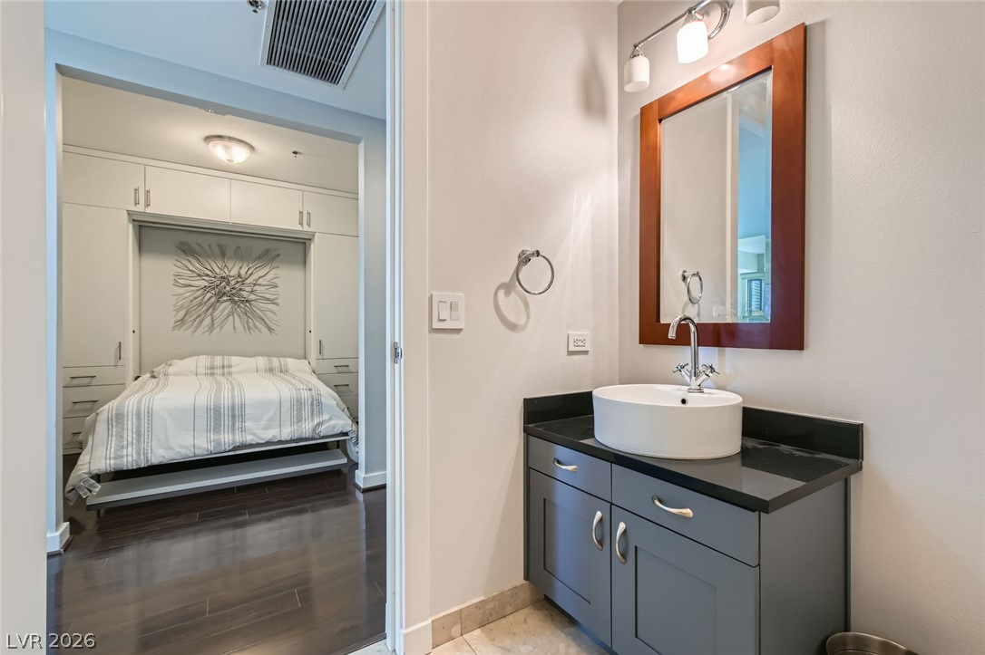 4525 Dean Martin Drive 2001 Las Vegas NV 89103