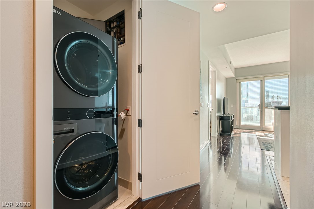 4525 Dean Martin Drive 2001 Las Vegas NV 89103