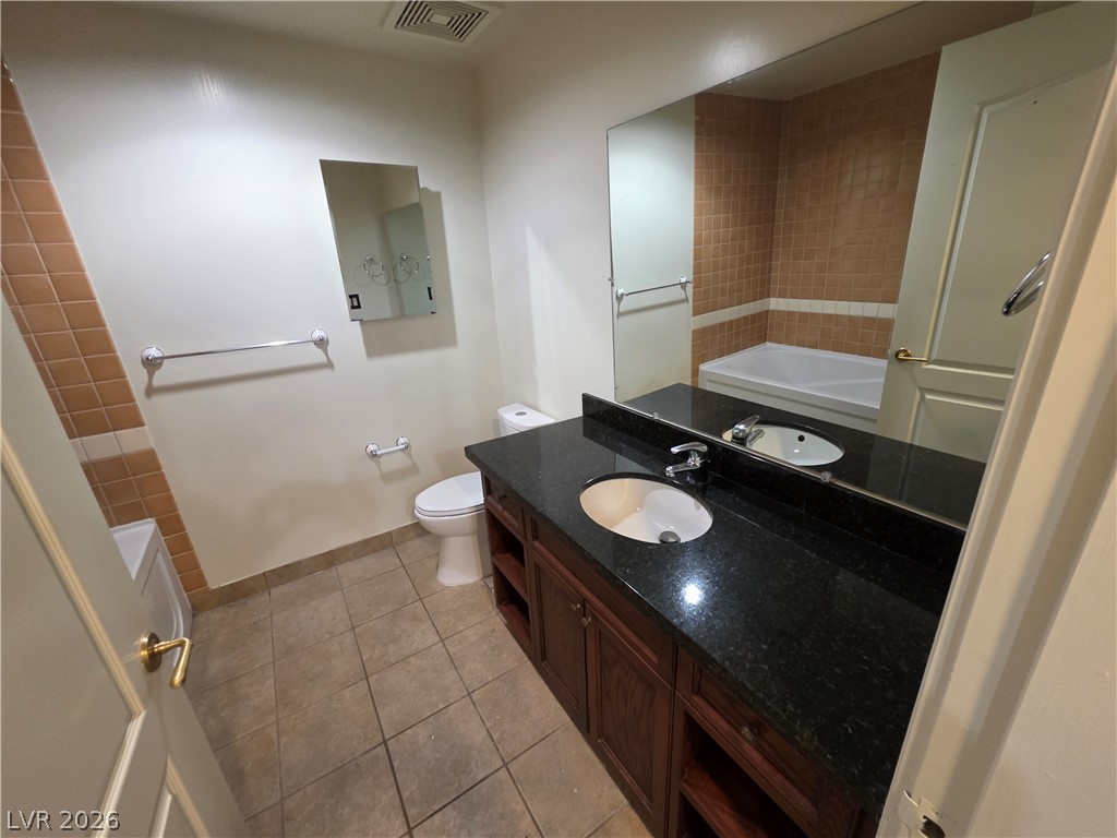 30 Strada Di Villaggio 631 Henderson NV 89011
