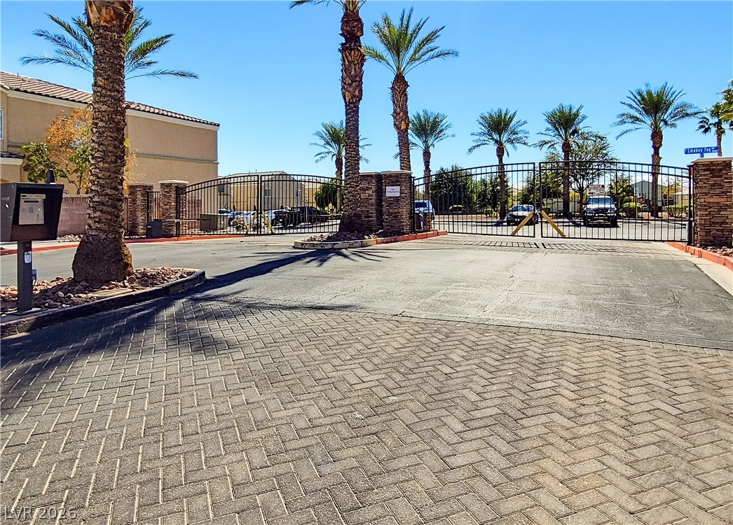 3921 Pepper Thorn Avenue 101 North Las Vegas NV 89081