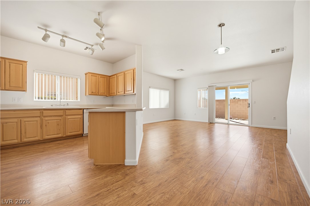 3921 Pepper Thorn Avenue 101 North Las Vegas NV 89081