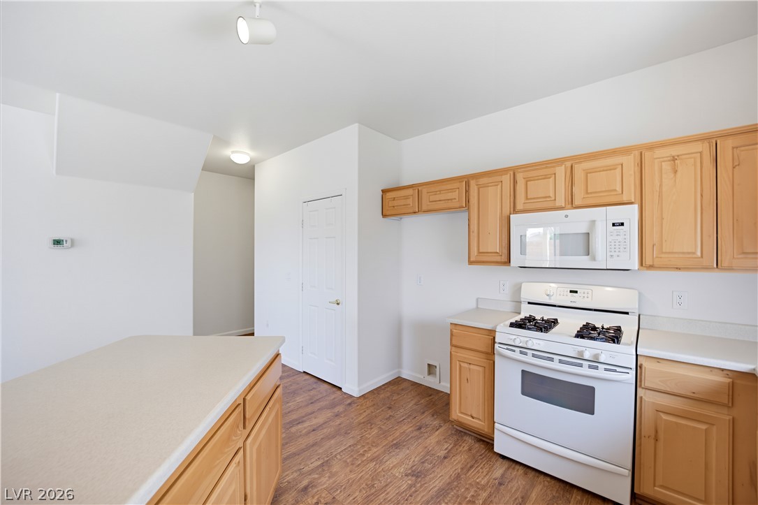 3921 Pepper Thorn Avenue 101 North Las Vegas NV 89081
