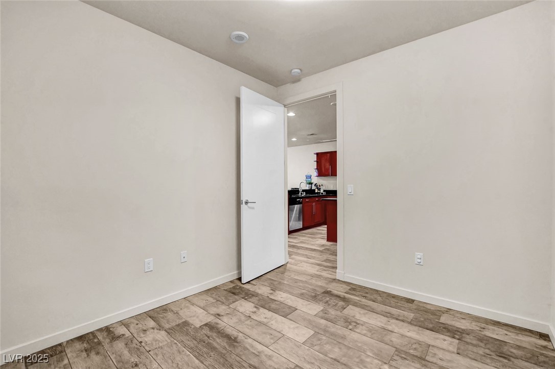 4575 Dean Martin Drive 711 Las Vegas NV 89103