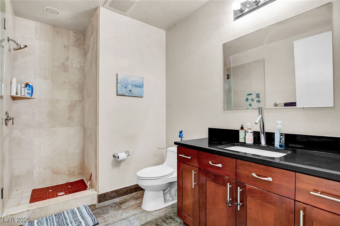 4575 Dean Martin Drive 711 Las Vegas NV 89103