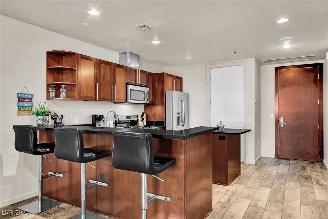 4575 Dean Martin Drive 711 Las Vegas NV 89103