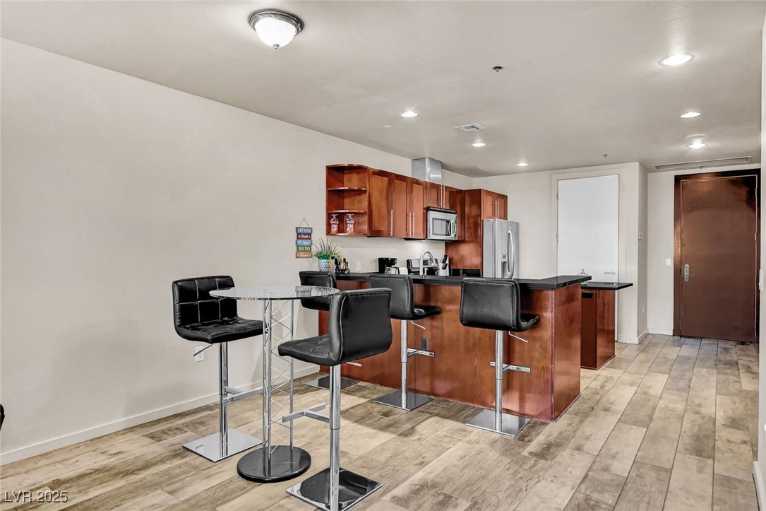 4575 Dean Martin Drive 711 Las Vegas NV 89103