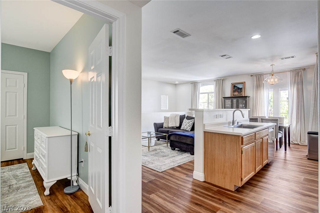 1520 Ruby Cliffs Lane 203 Las Vegas NV 89144