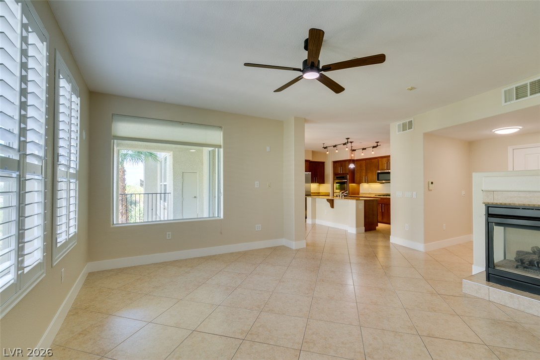 2555 Hampton Road 3203 Henderson NV 89052