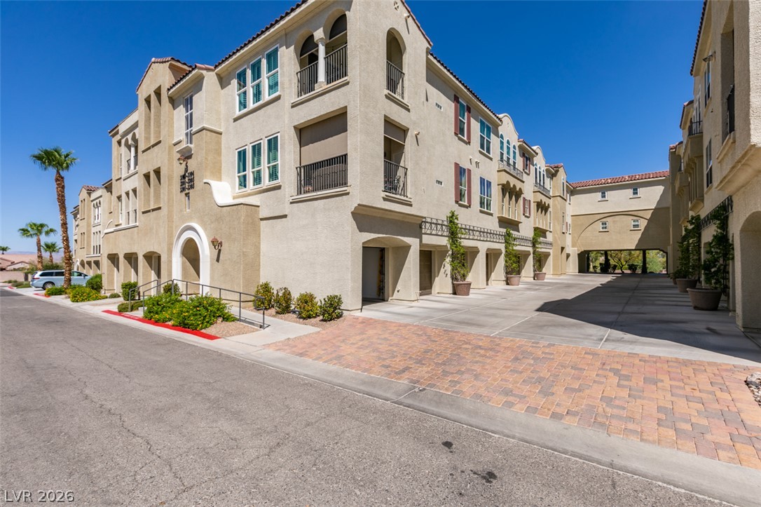2555 Hampton Road 3203 Henderson NV 89052
