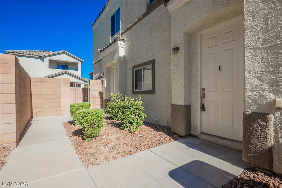 6320 Snap Ridge Street 201 North Las Vegas NV 89081