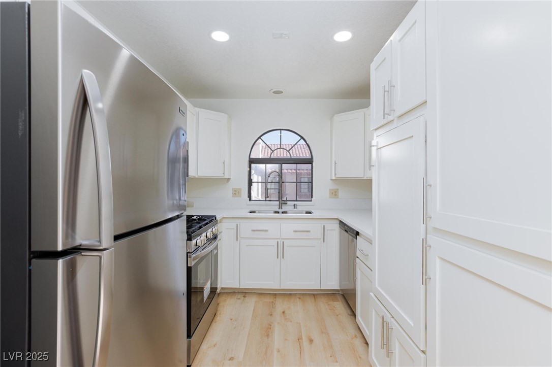 1409 Santa Margarita Street G Las Vegas NV 89146