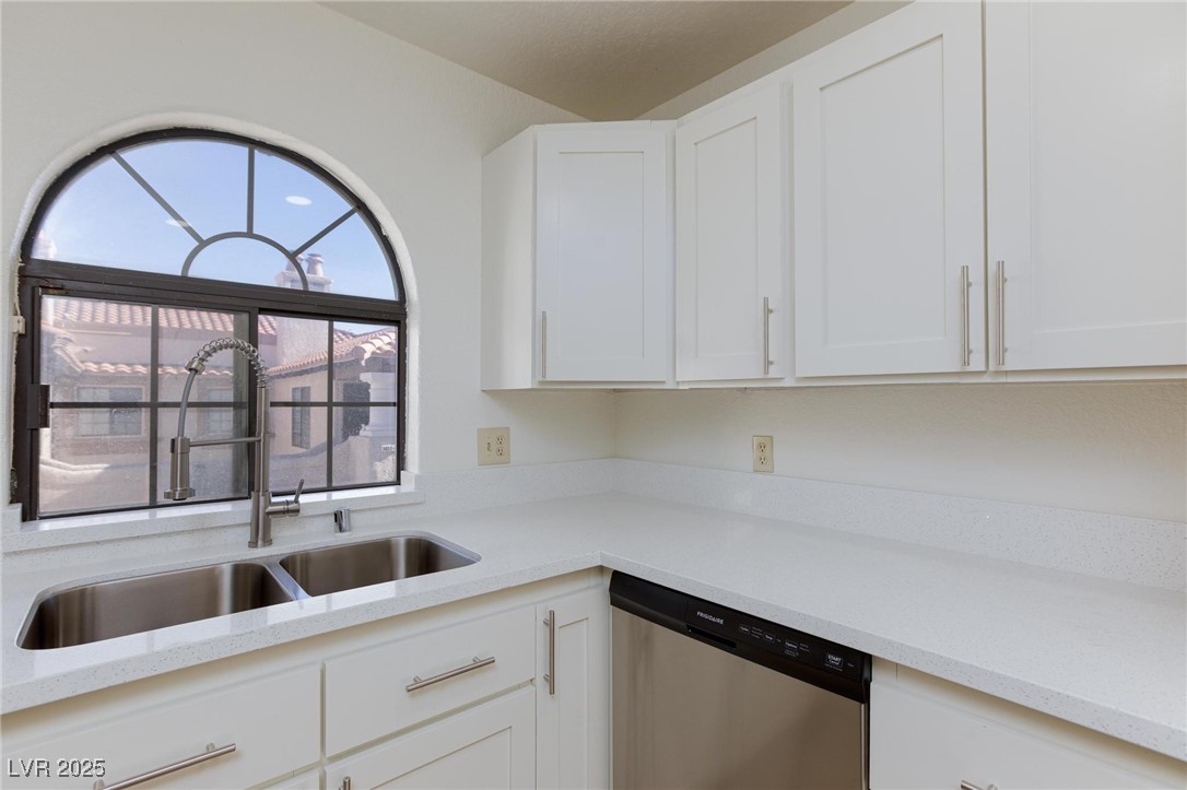 1409 Santa Margarita Street G Las Vegas NV 89146