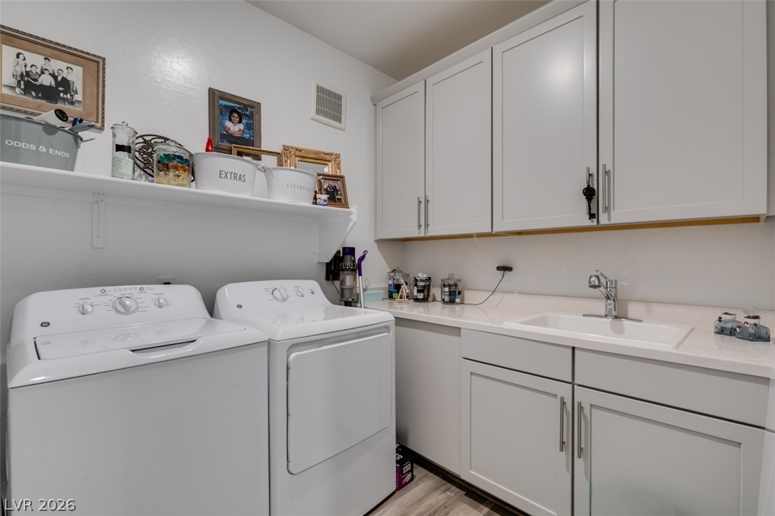 2555 Hampton Road 4104 Henderson NV 89052