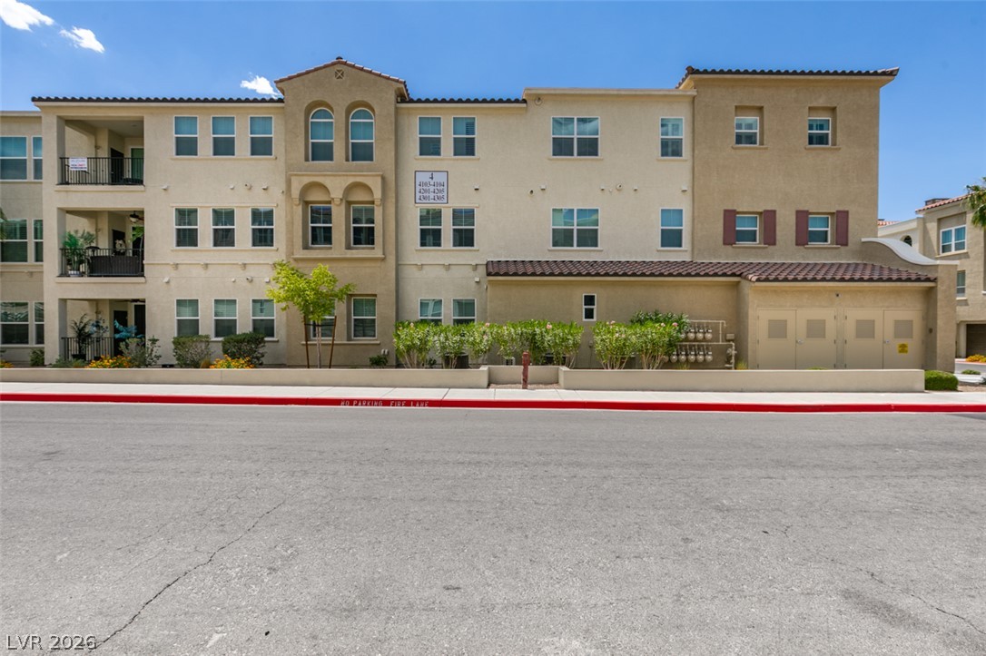 2555 Hampton Road 4104 Henderson NV 89052